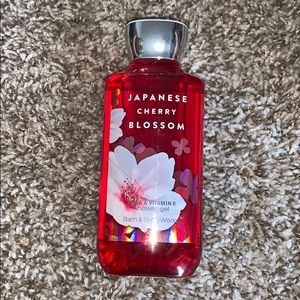 bath and body works shower gel
